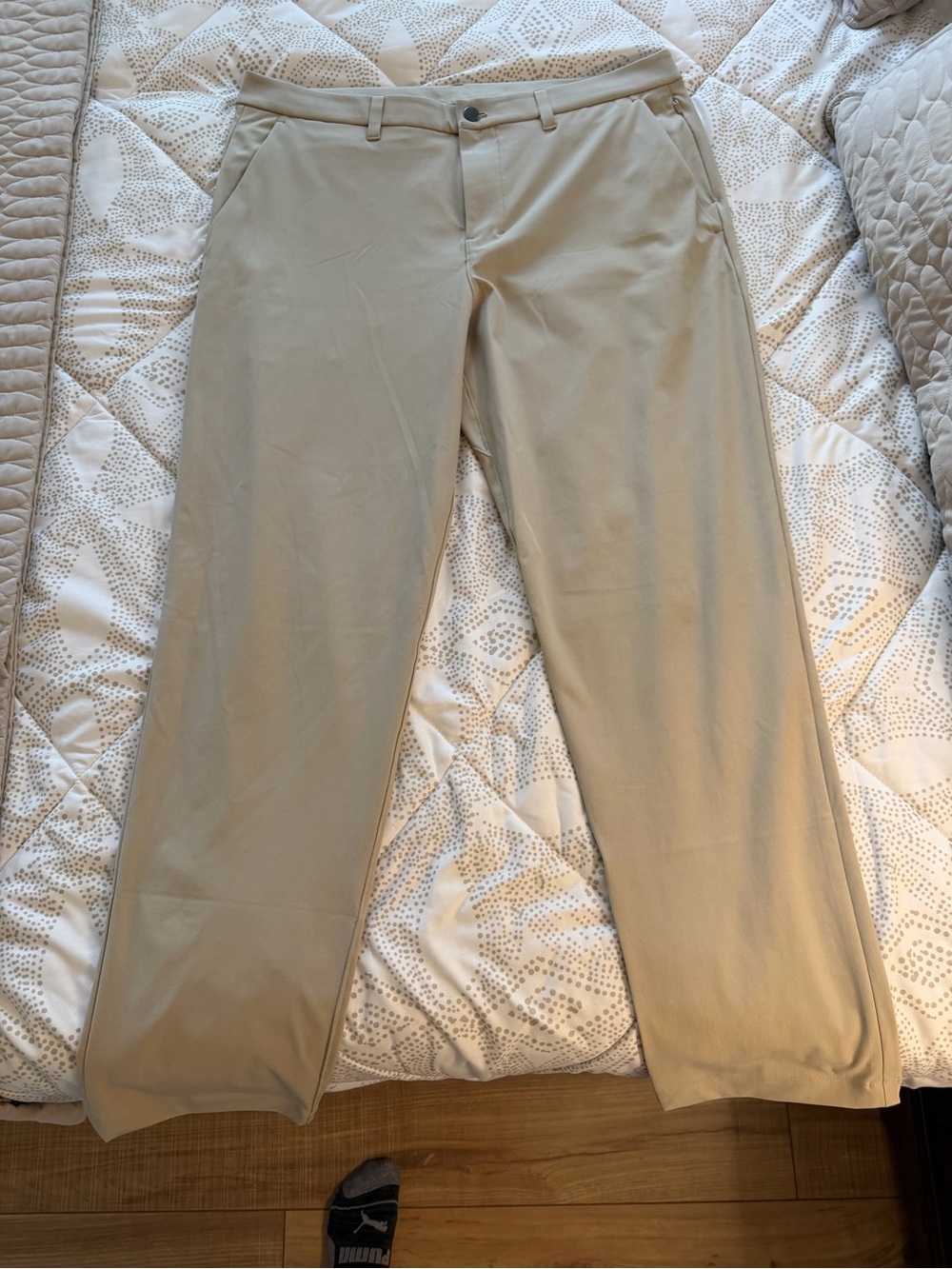 Lululemon ABC classic fit trouser size 35 waist 32 length